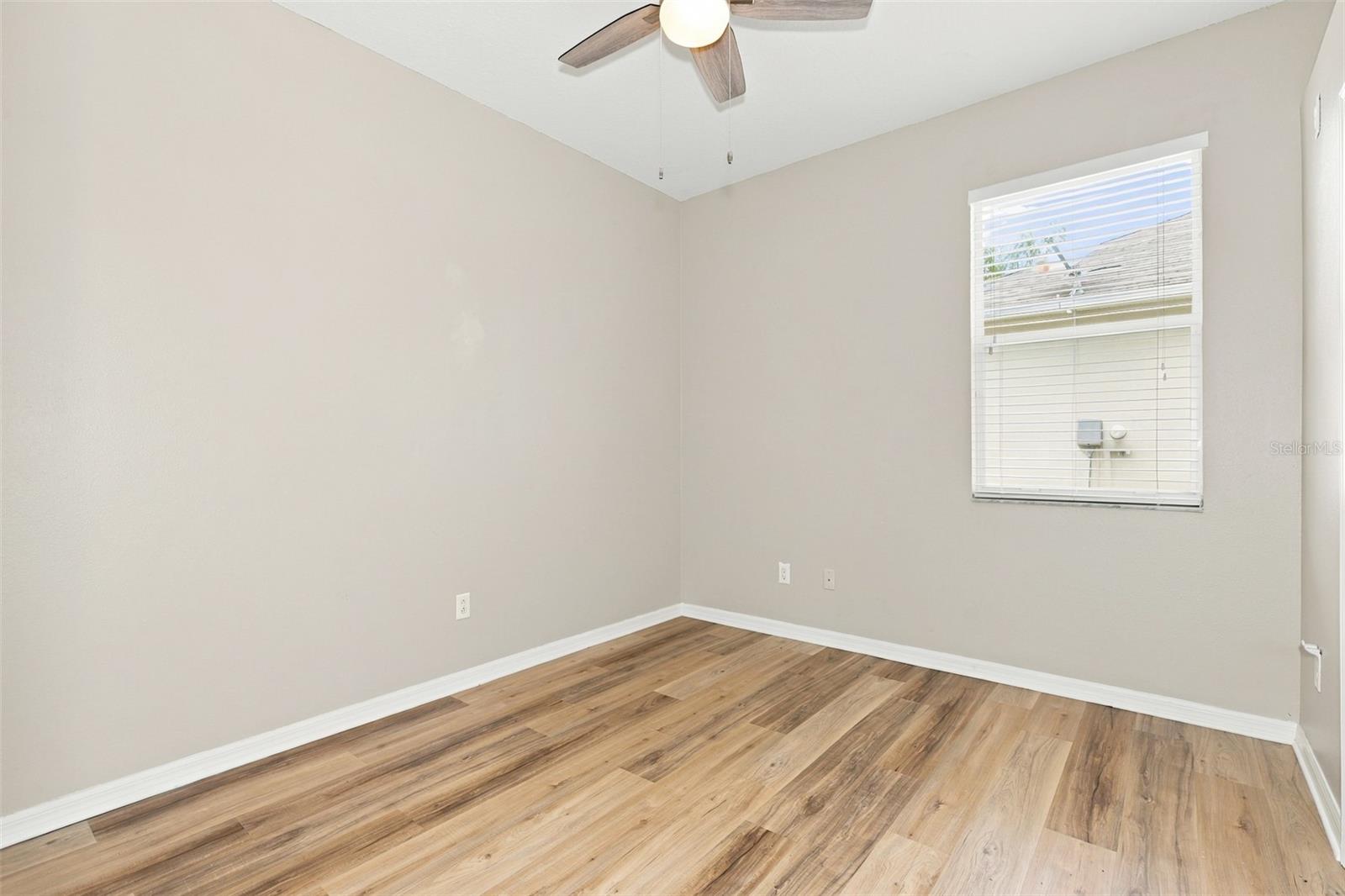 1028 APPIAN PL — photo 35