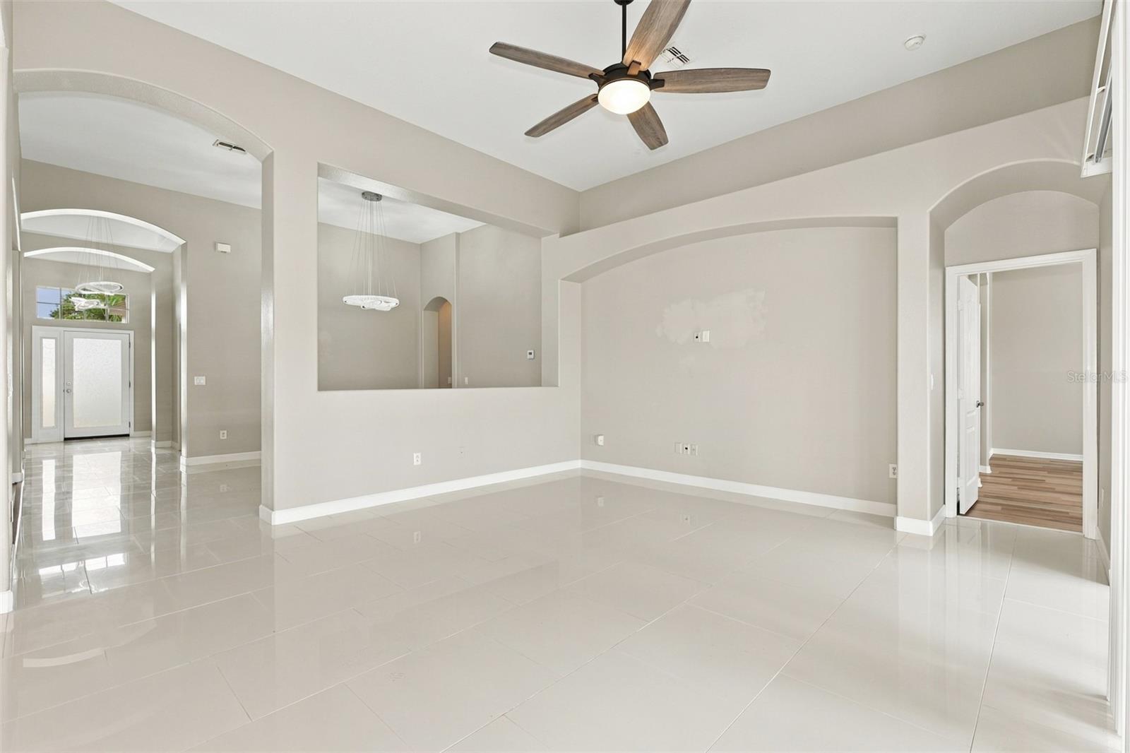 1028 APPIAN PL — photo 12