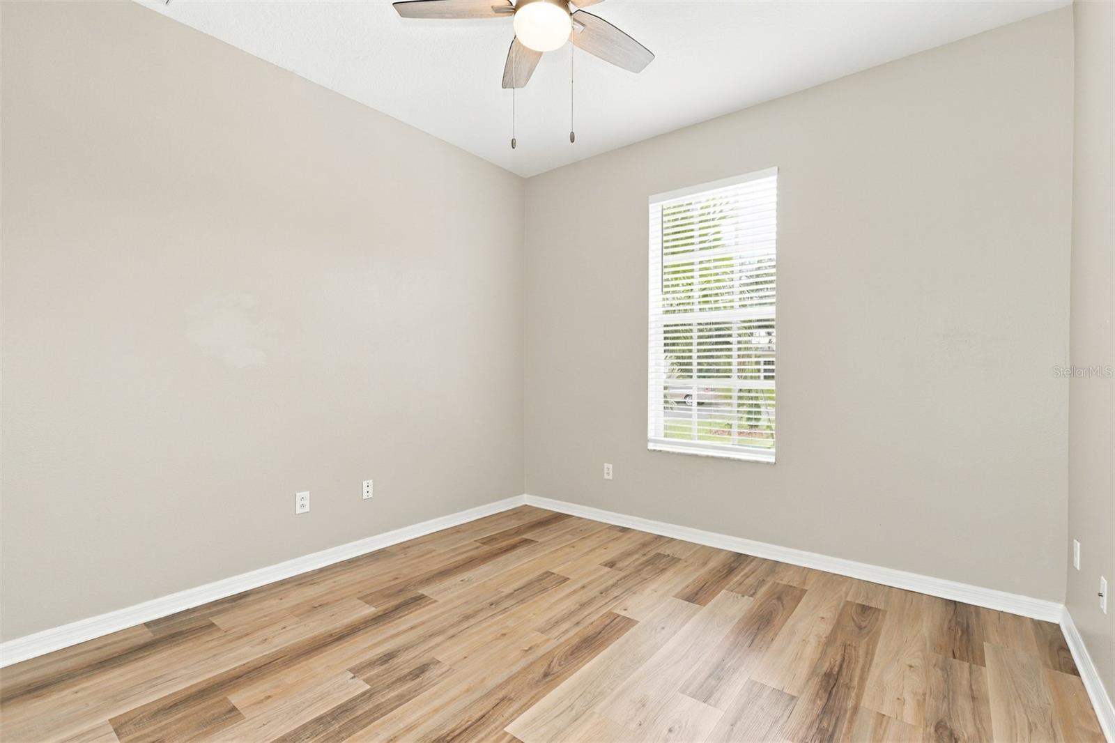 1028 APPIAN PL — photo 30