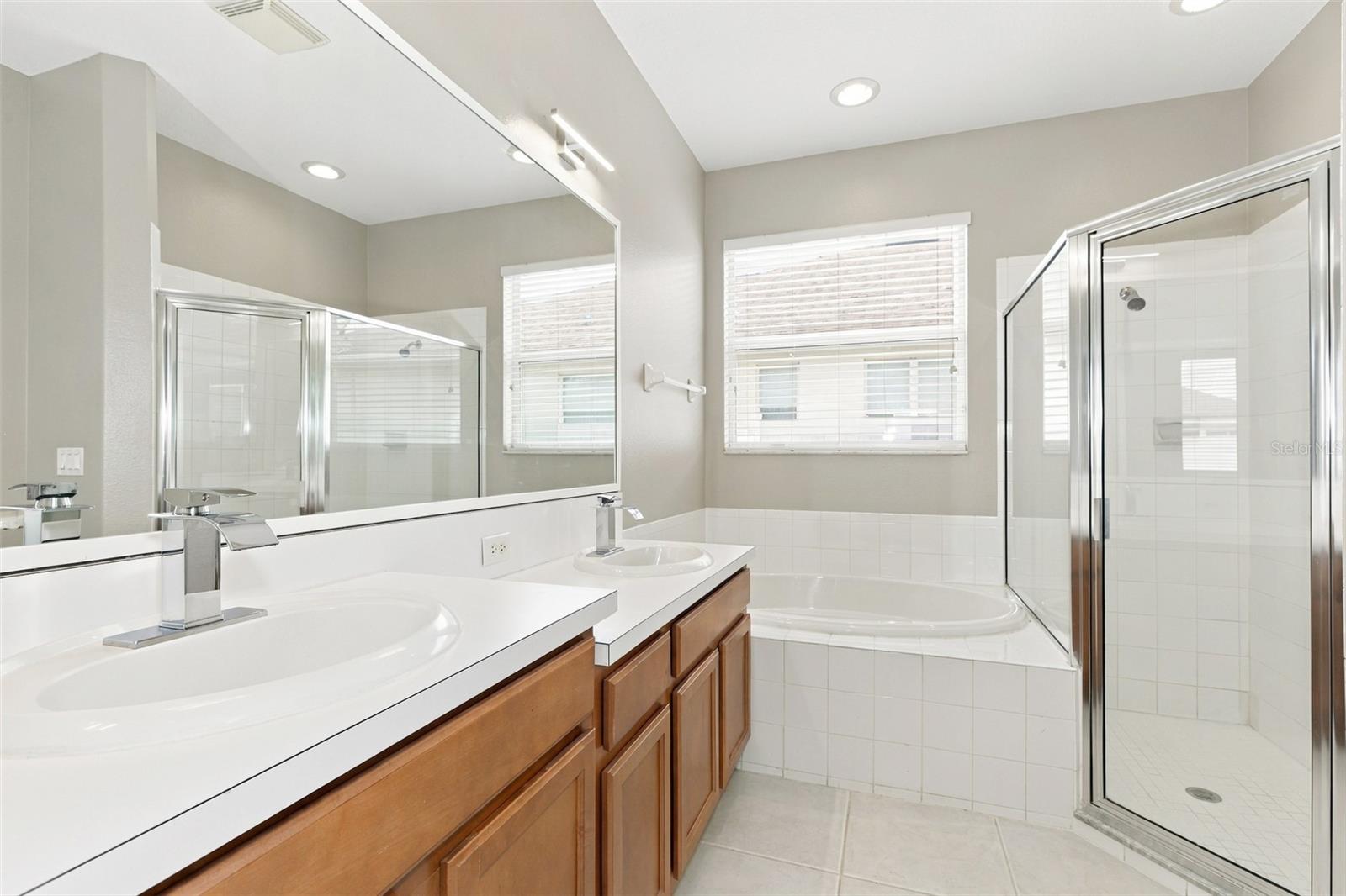 1028 APPIAN PL — photo 29