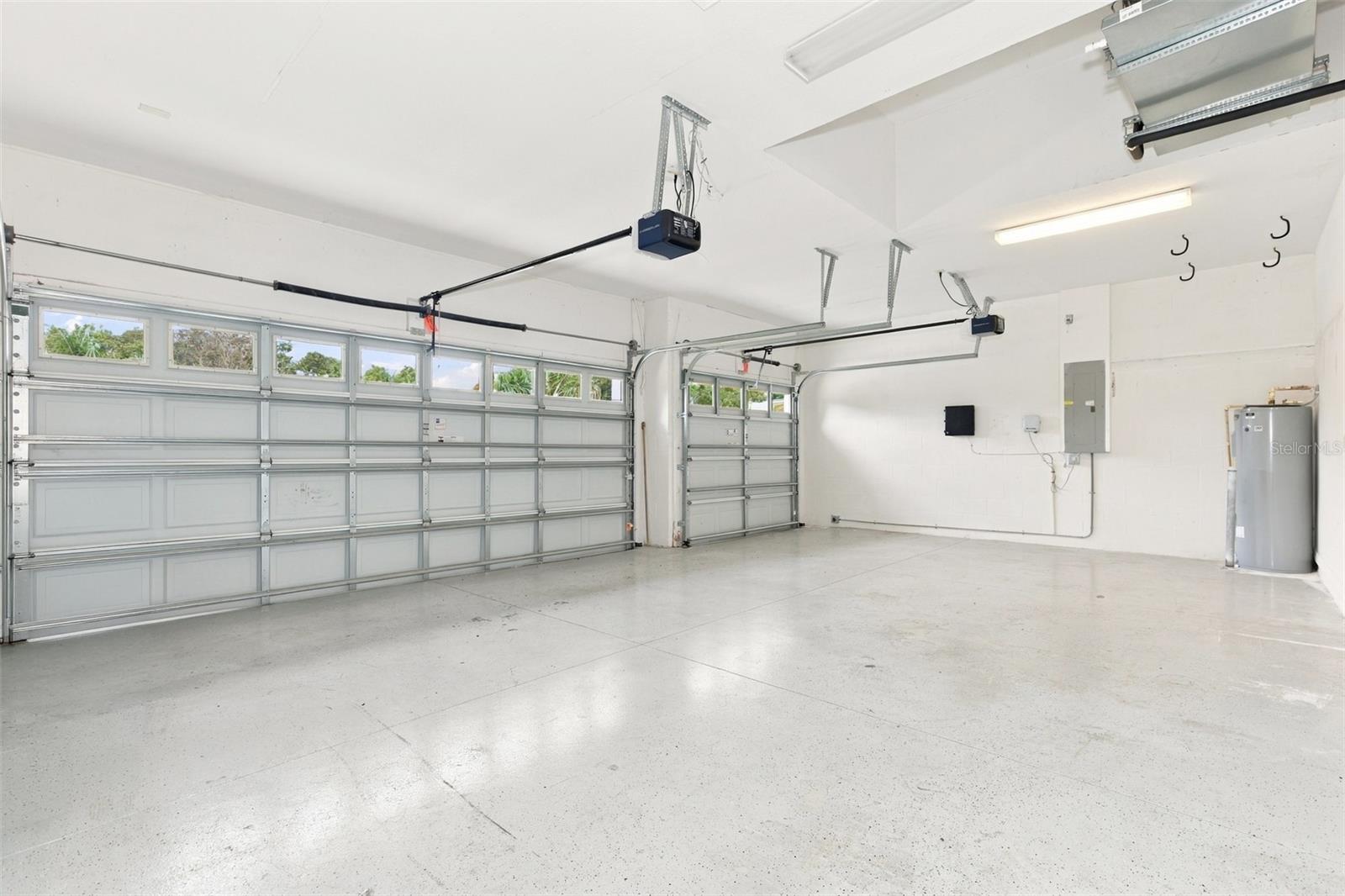 1028 APPIAN PL — photo 40