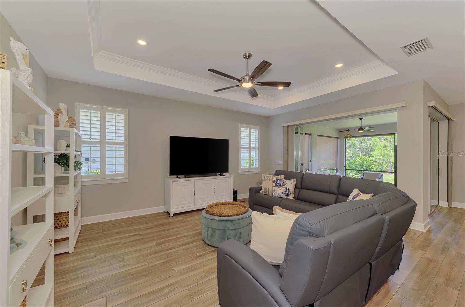 10088 CORAL SHORE DR — photo 15