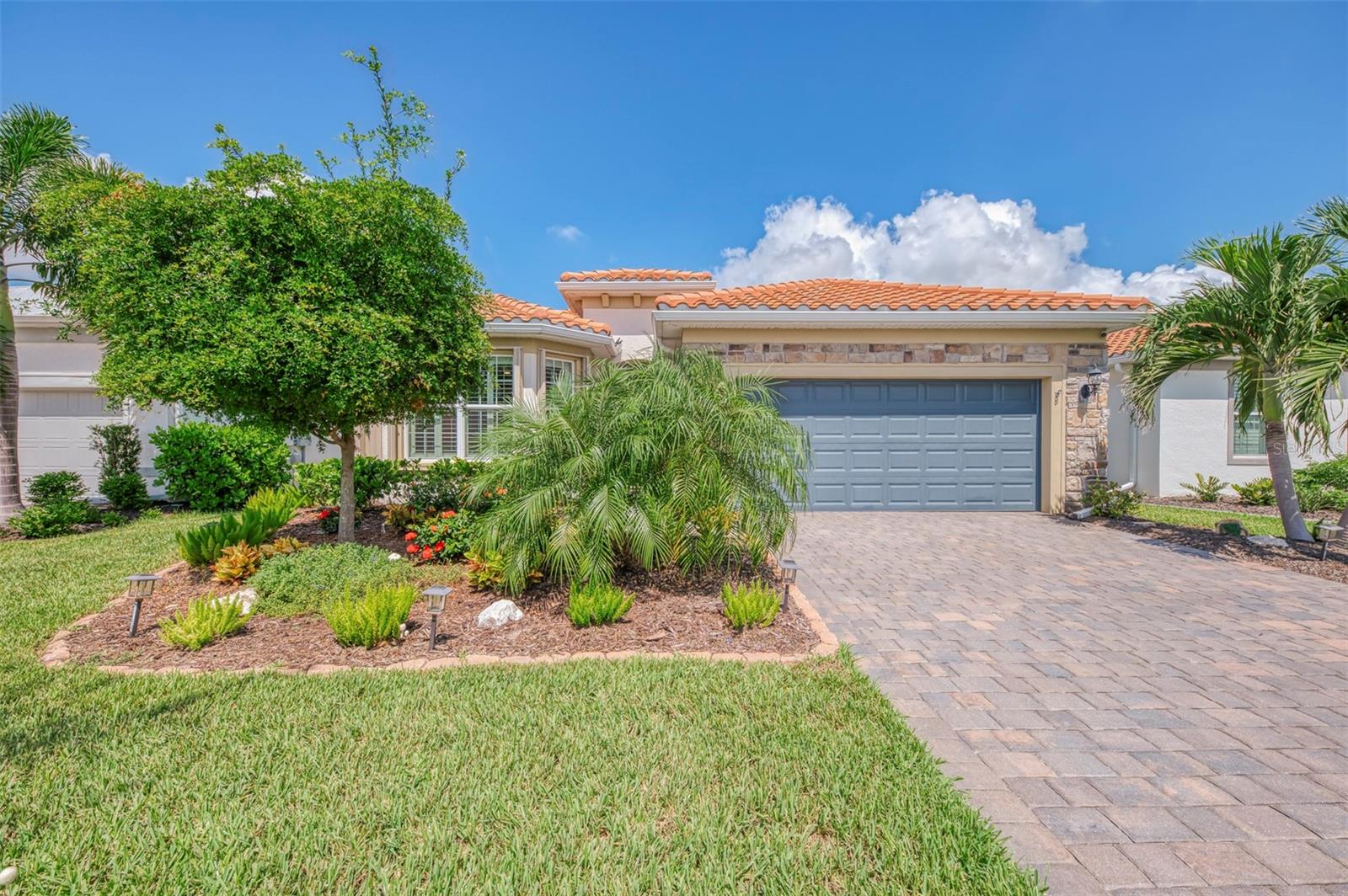 10088 CORAL SHORE DR — photo 7