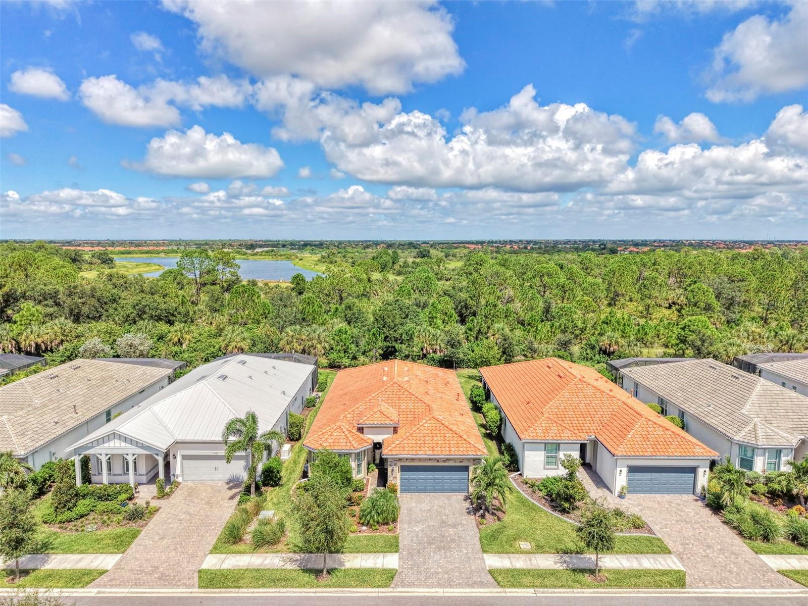 10088 CORAL SHORE DR — photo 2