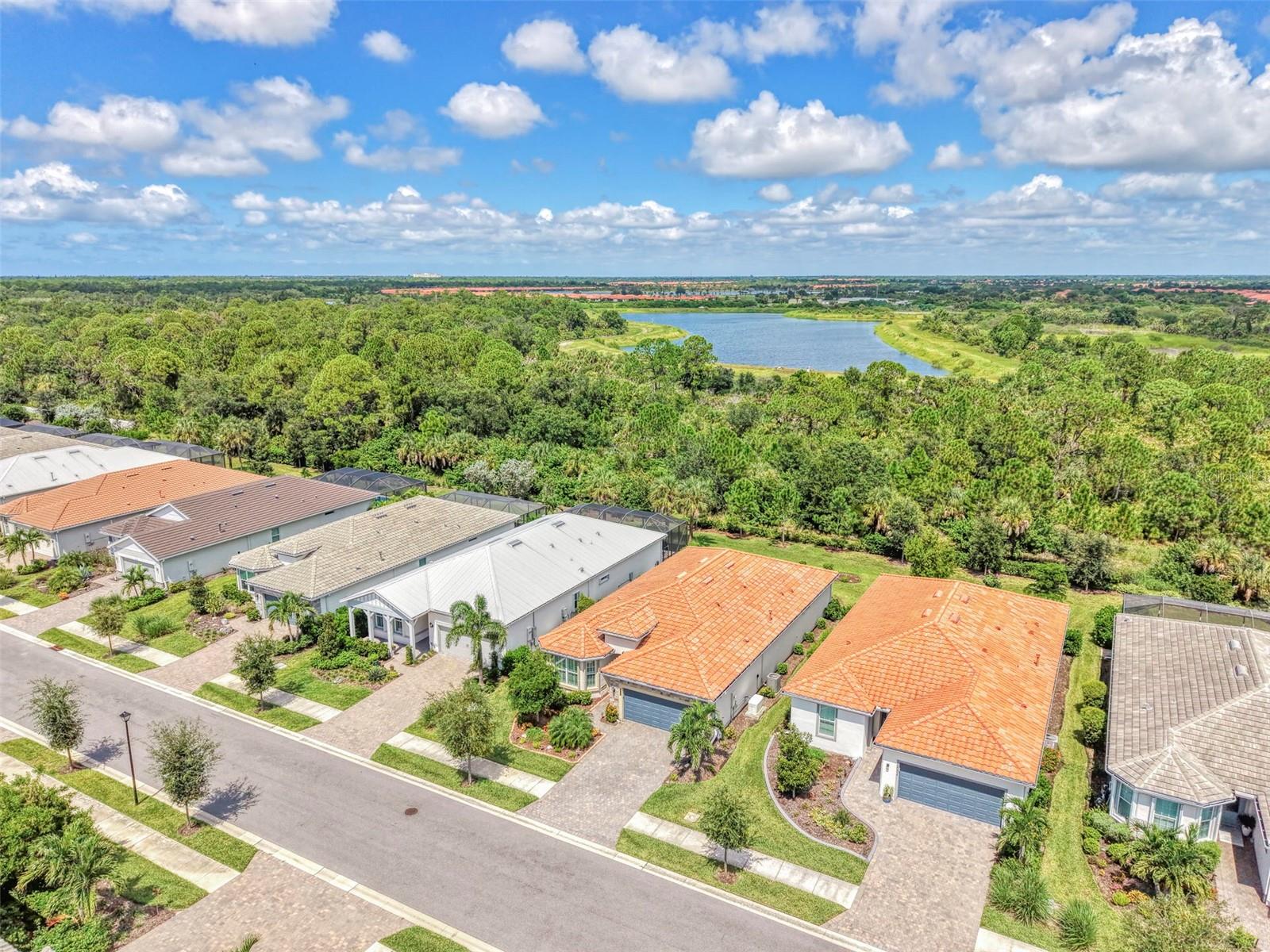 10088 CORAL SHORE DR — photo 4