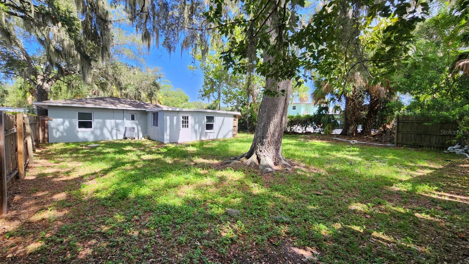 7919 GRAND BLVD — photo 34