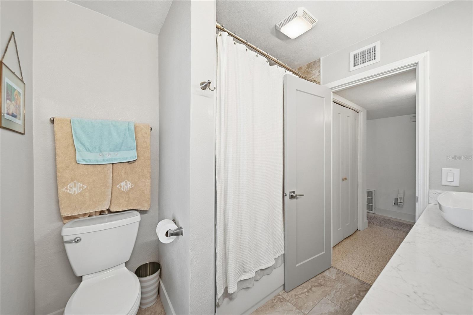 3800 BEACH DR SE — photo 20
