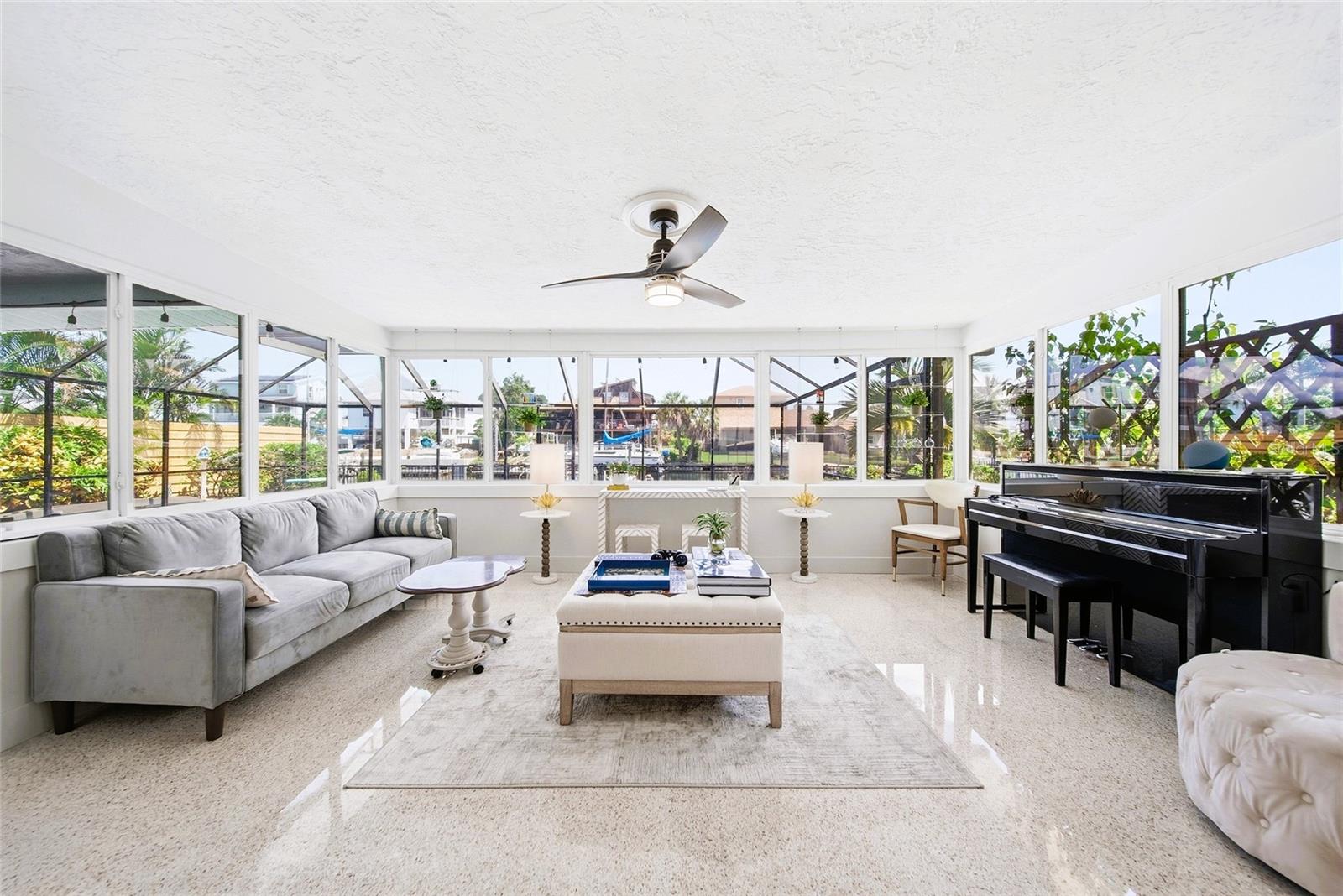3800 BEACH DR SE — photo 15