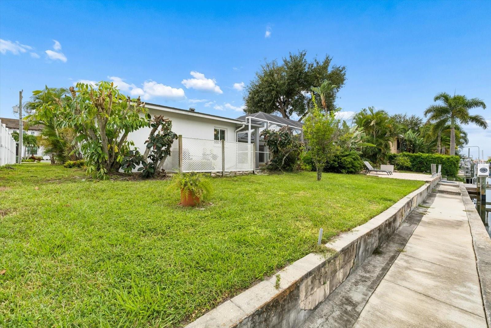 1741 STANFORD LN — photo 58