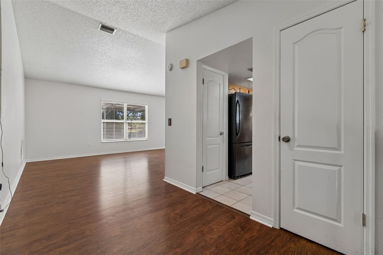 2620 GIANT PL — photo 6