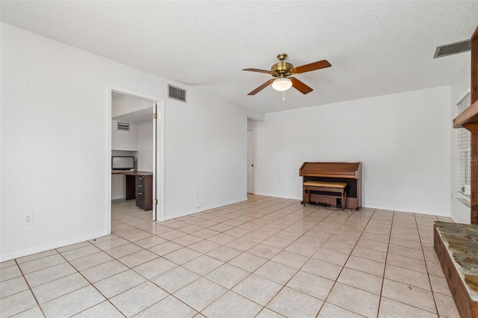 2620 GIANT PL — photo 54