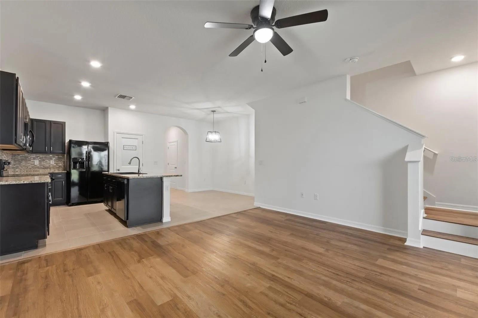 2879 SUNCOAST BLEND DR — photo 10