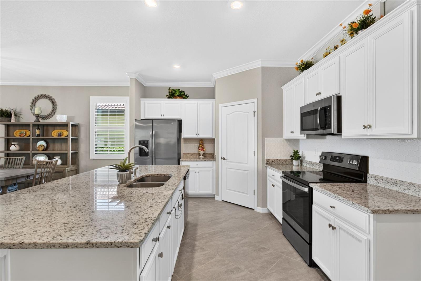 10108 COLUBRINA DR — photo 18