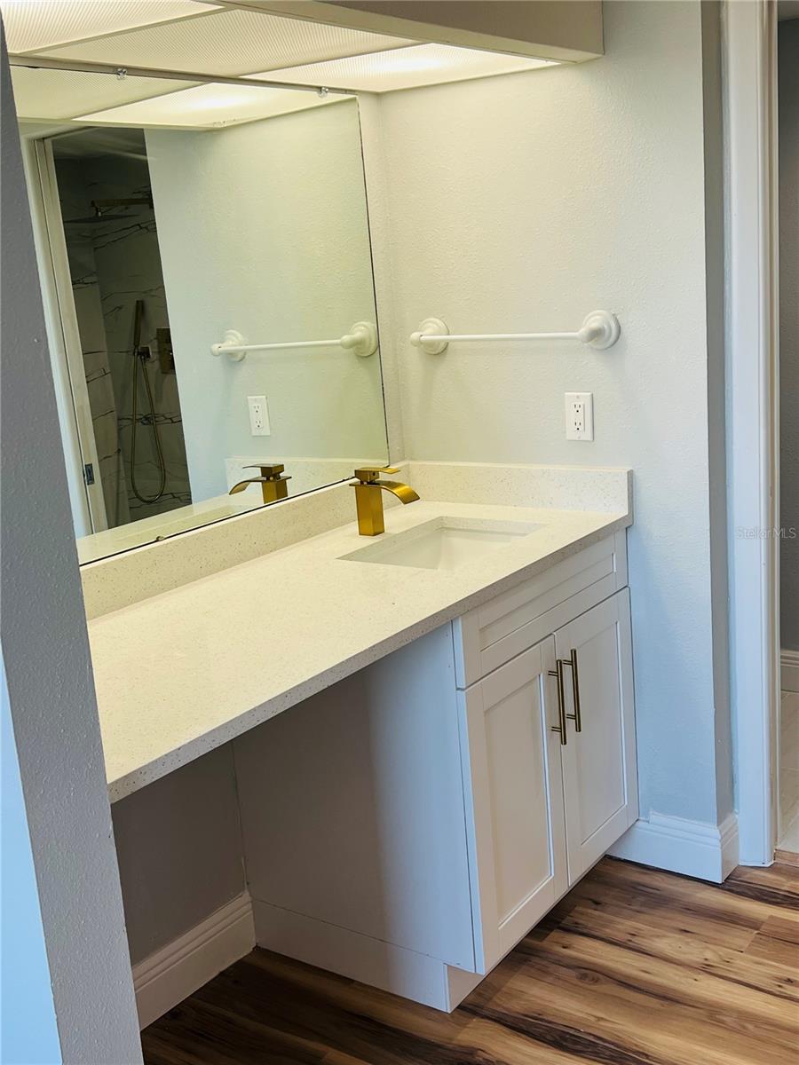 2621 COVE CAY DR #703 — photo 19