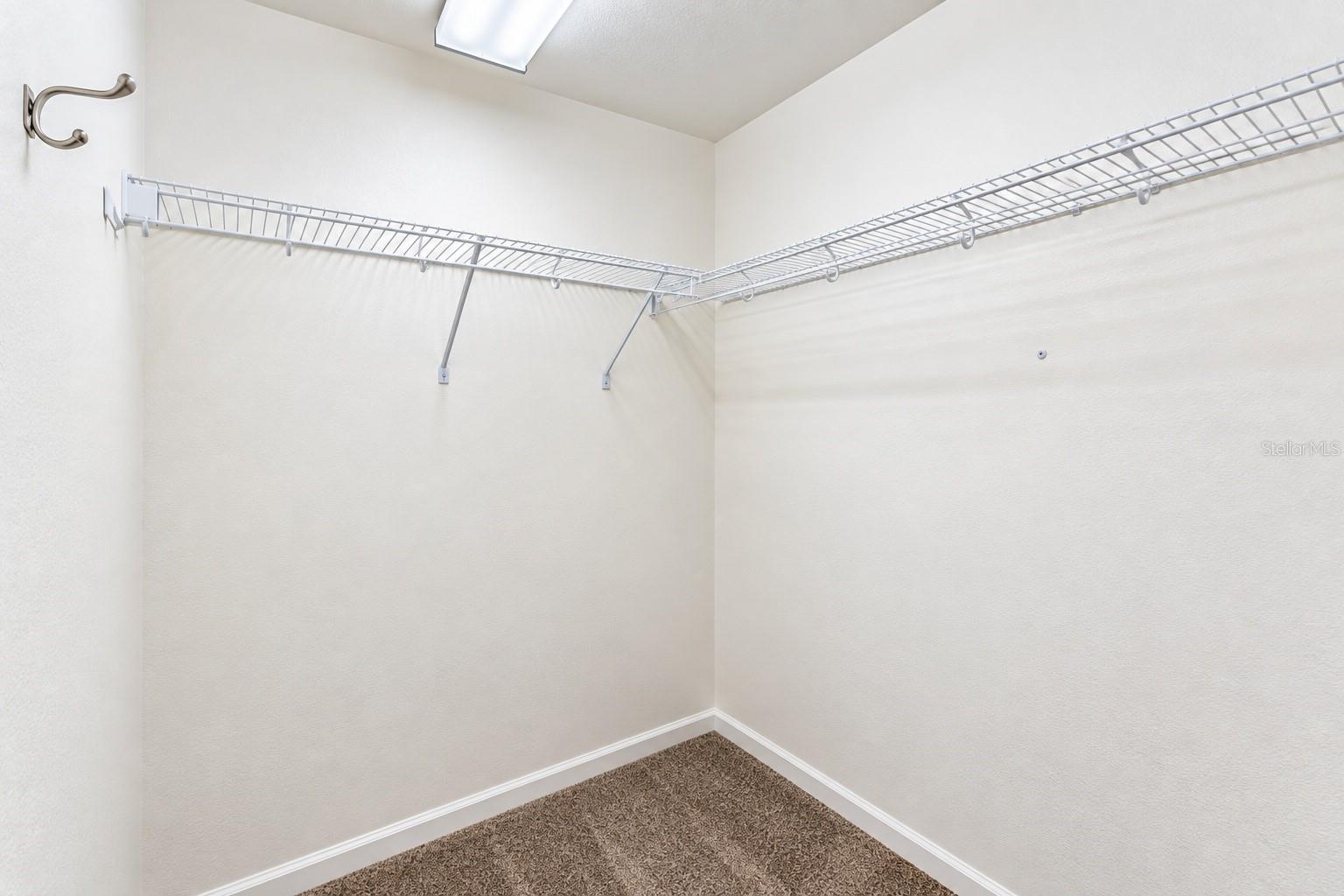 16013 STAGS LEAP DR — photo 23