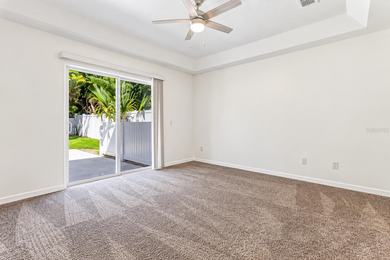 16013 STAGS LEAP DR — photo 19