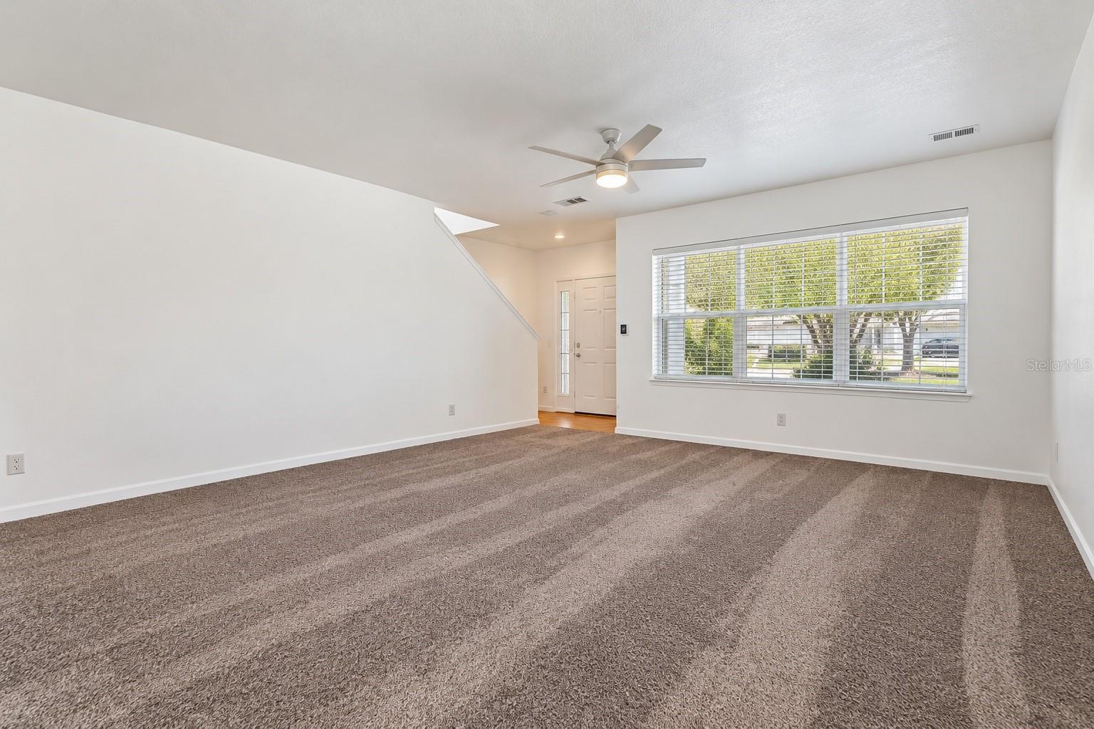 16013 STAGS LEAP DR — photo 14