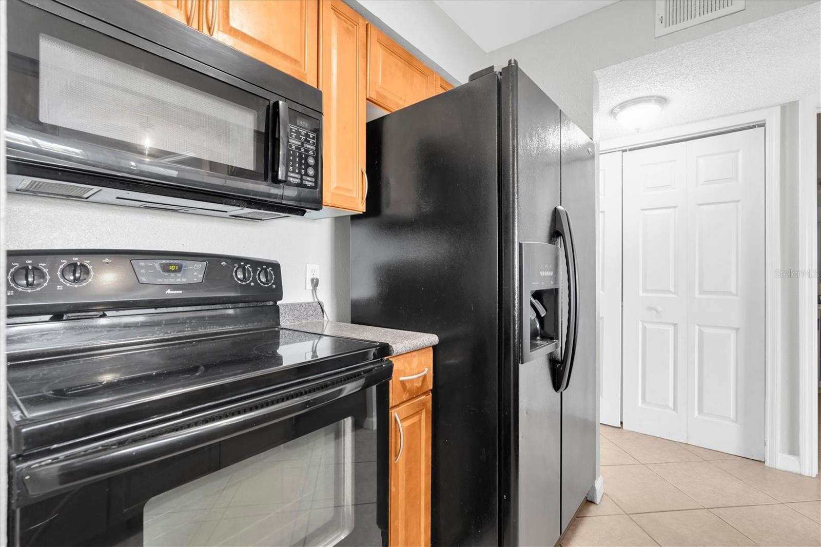 10103 SAILWINDS BLVD N #105 — photo 13