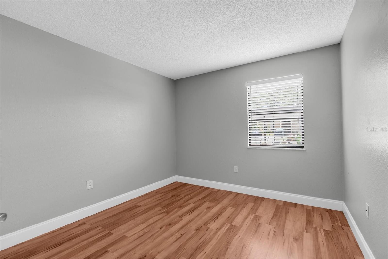 10103 SAILWINDS BLVD N #105 — photo 20