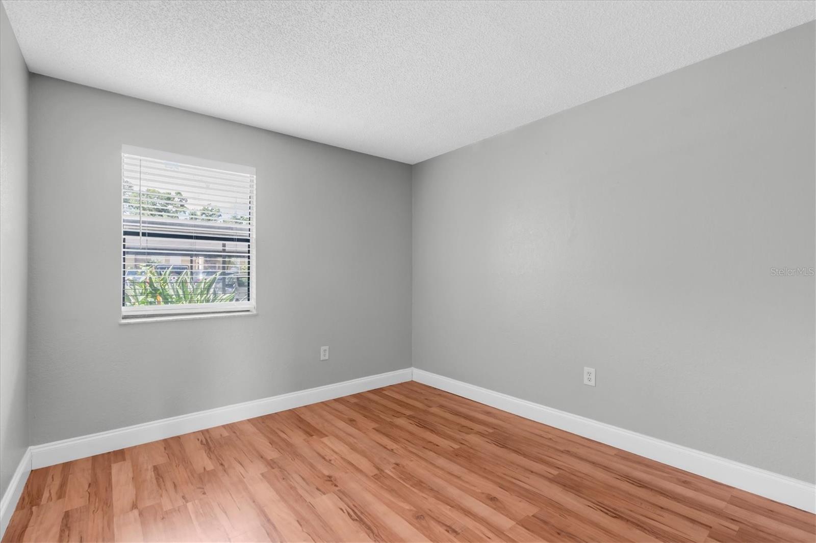 10103 SAILWINDS BLVD N #105 — photo 22