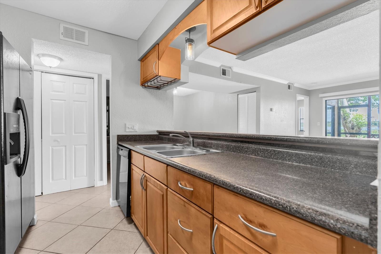 10103 SAILWINDS BLVD N #105 — photo 12
