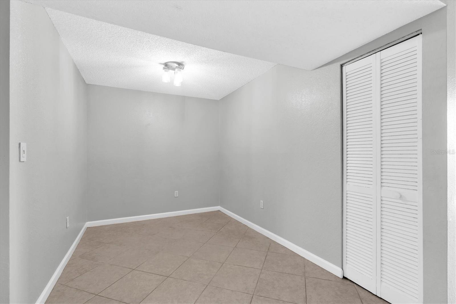 10103 SAILWINDS BLVD N #105 — photo 9