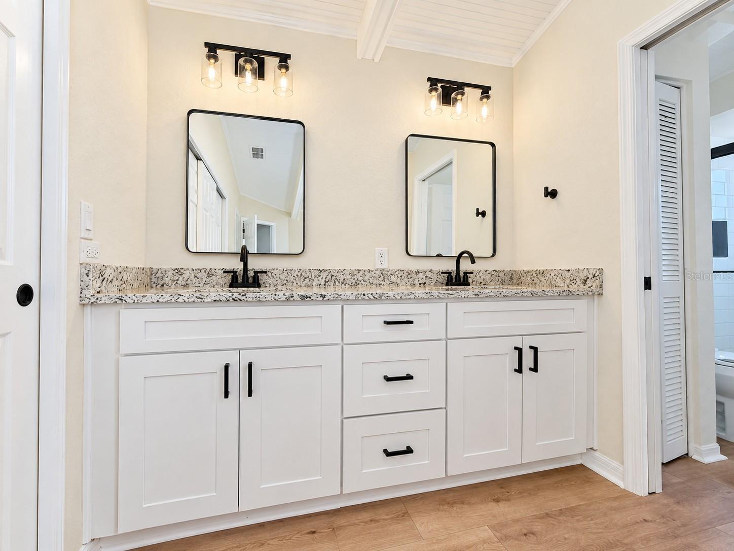 1446 WALDEN OAKS PL — photo 13