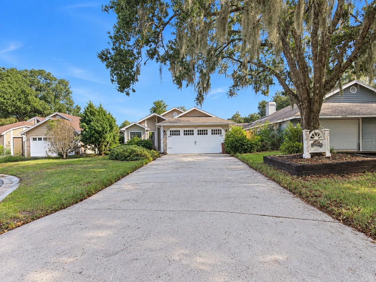 1446 WALDEN OAKS PL — photo 2