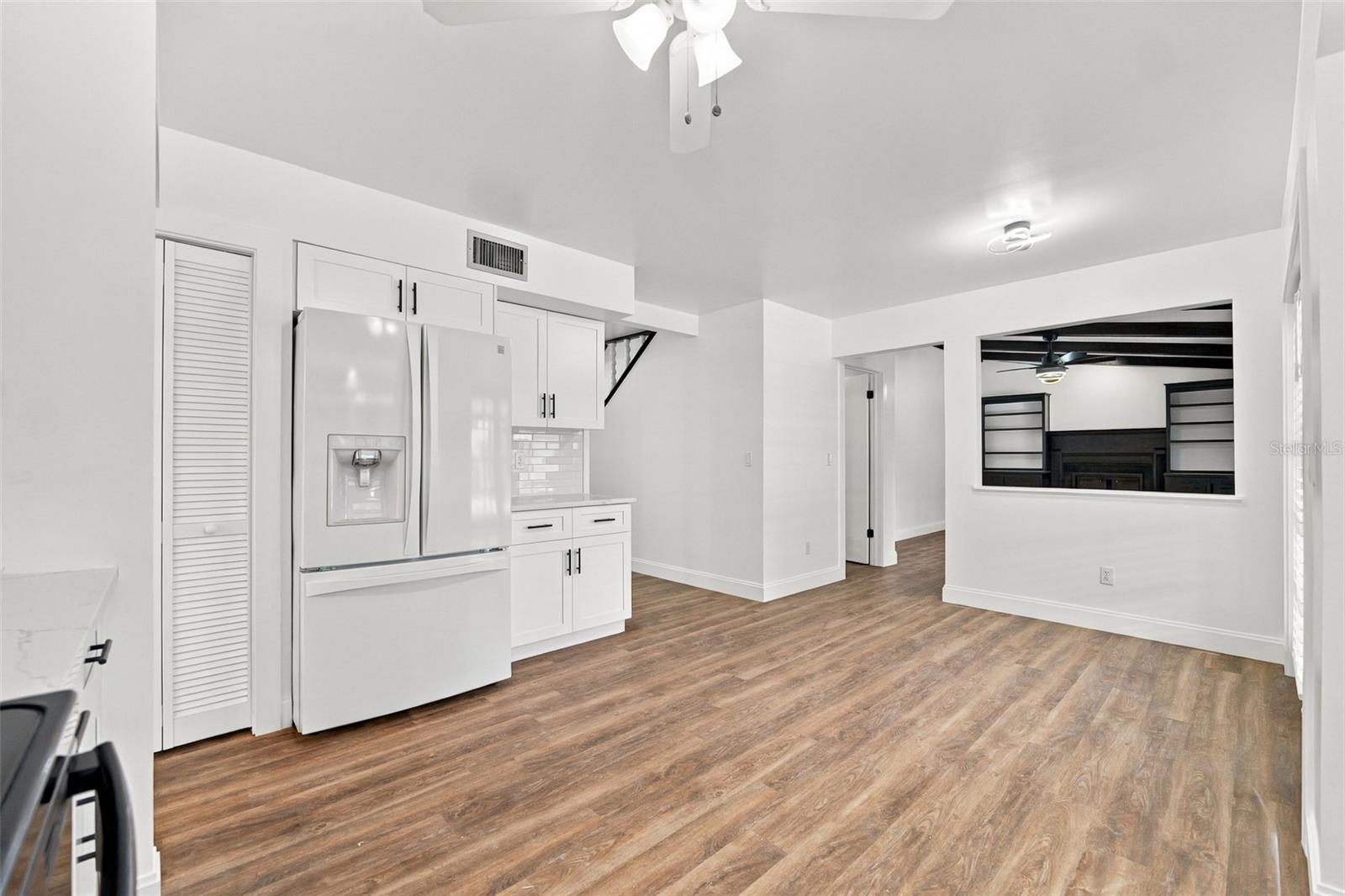 6107 OAK FERN CT — photo 10