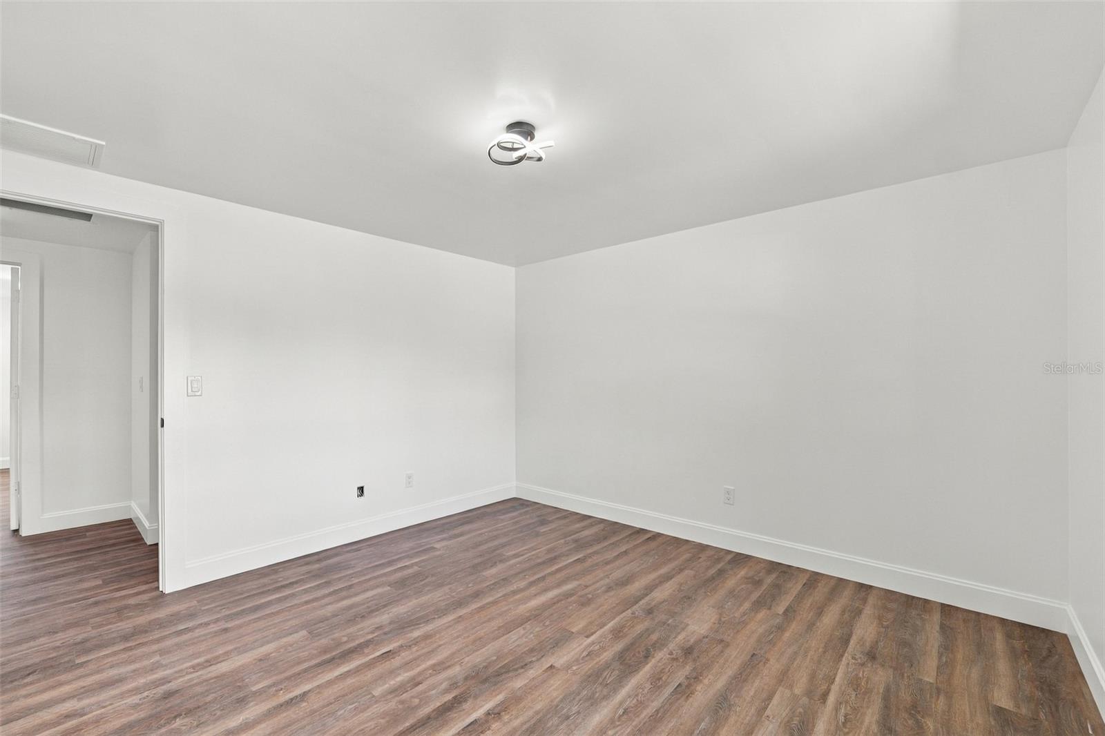 6107 OAK FERN CT — photo 20