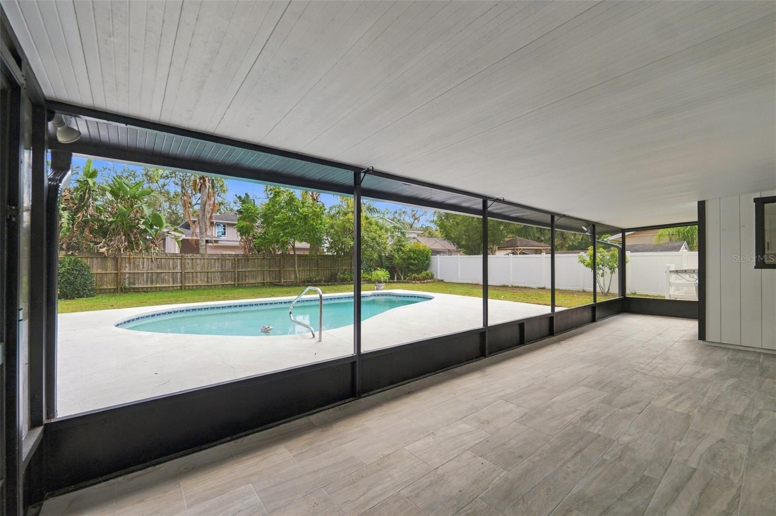 6107 OAK FERN CT — photo 31