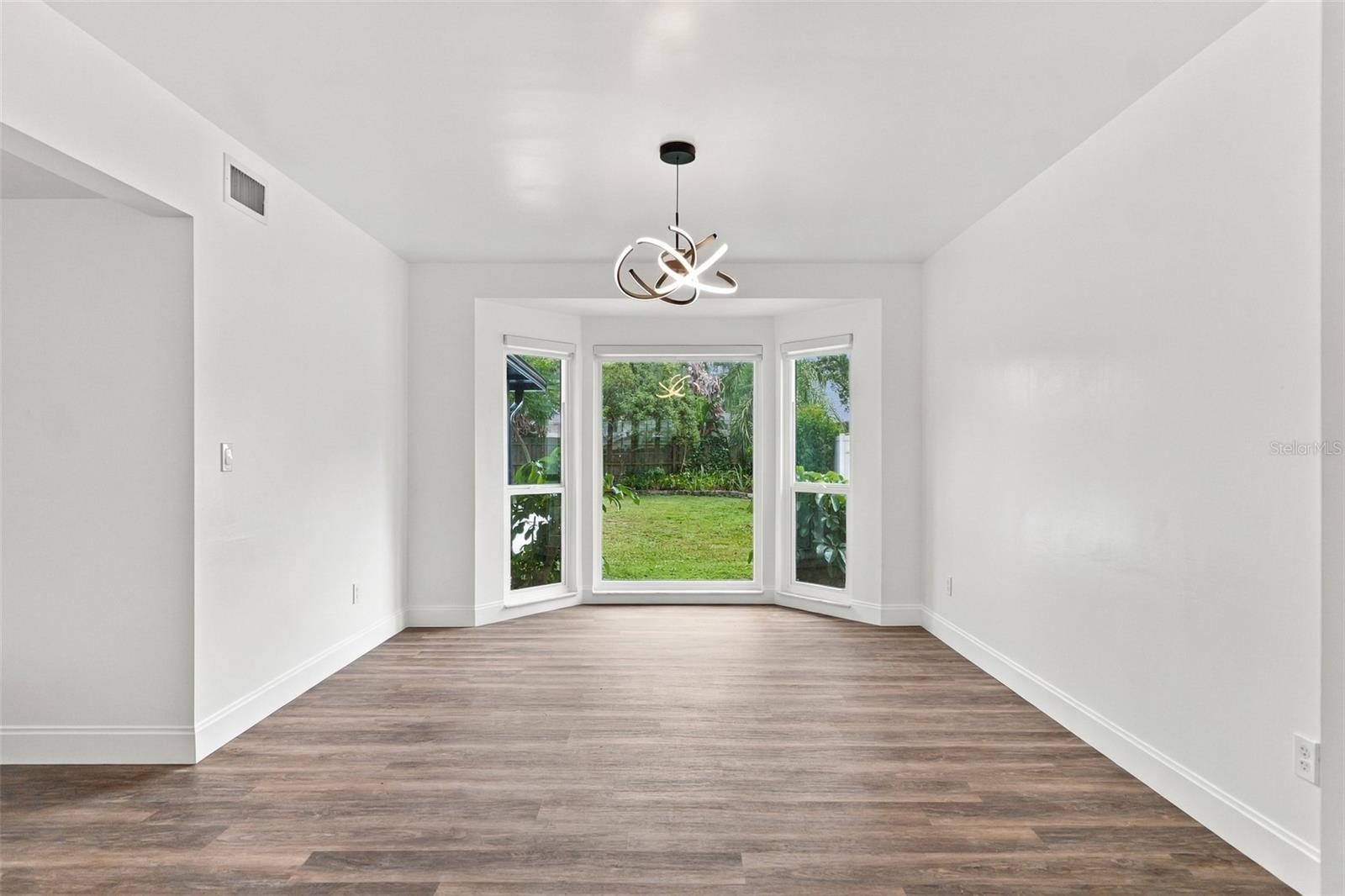 6107 OAK FERN CT — photo 5