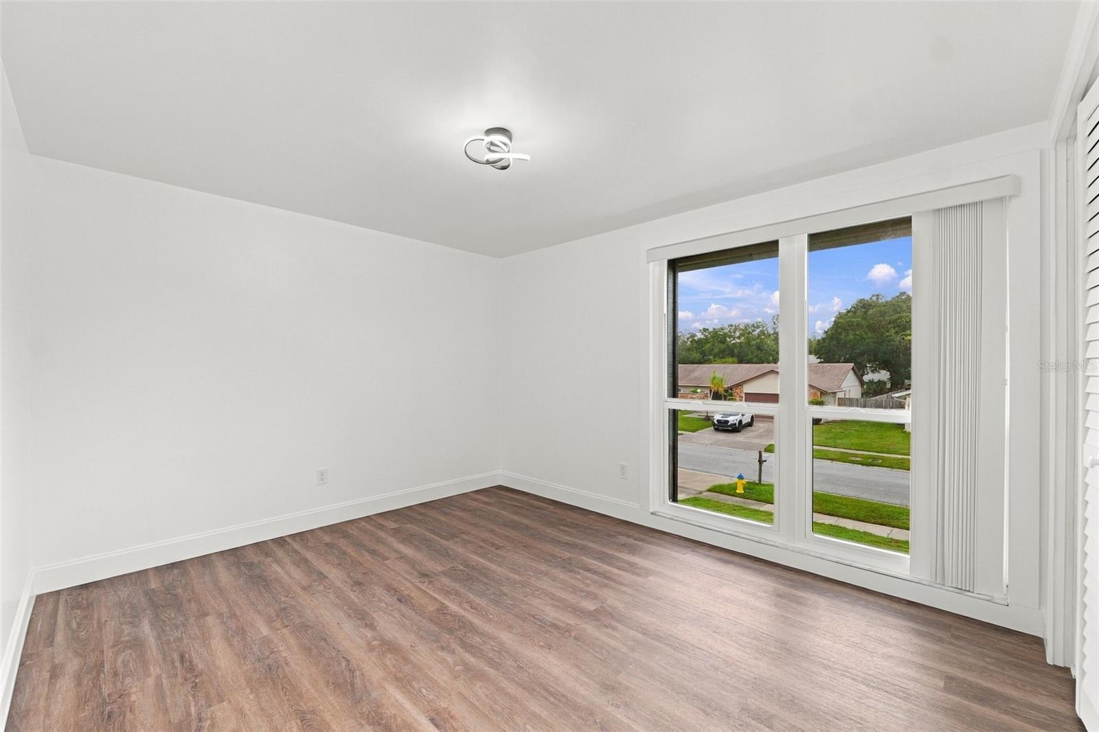 6107 OAK FERN CT — photo 27