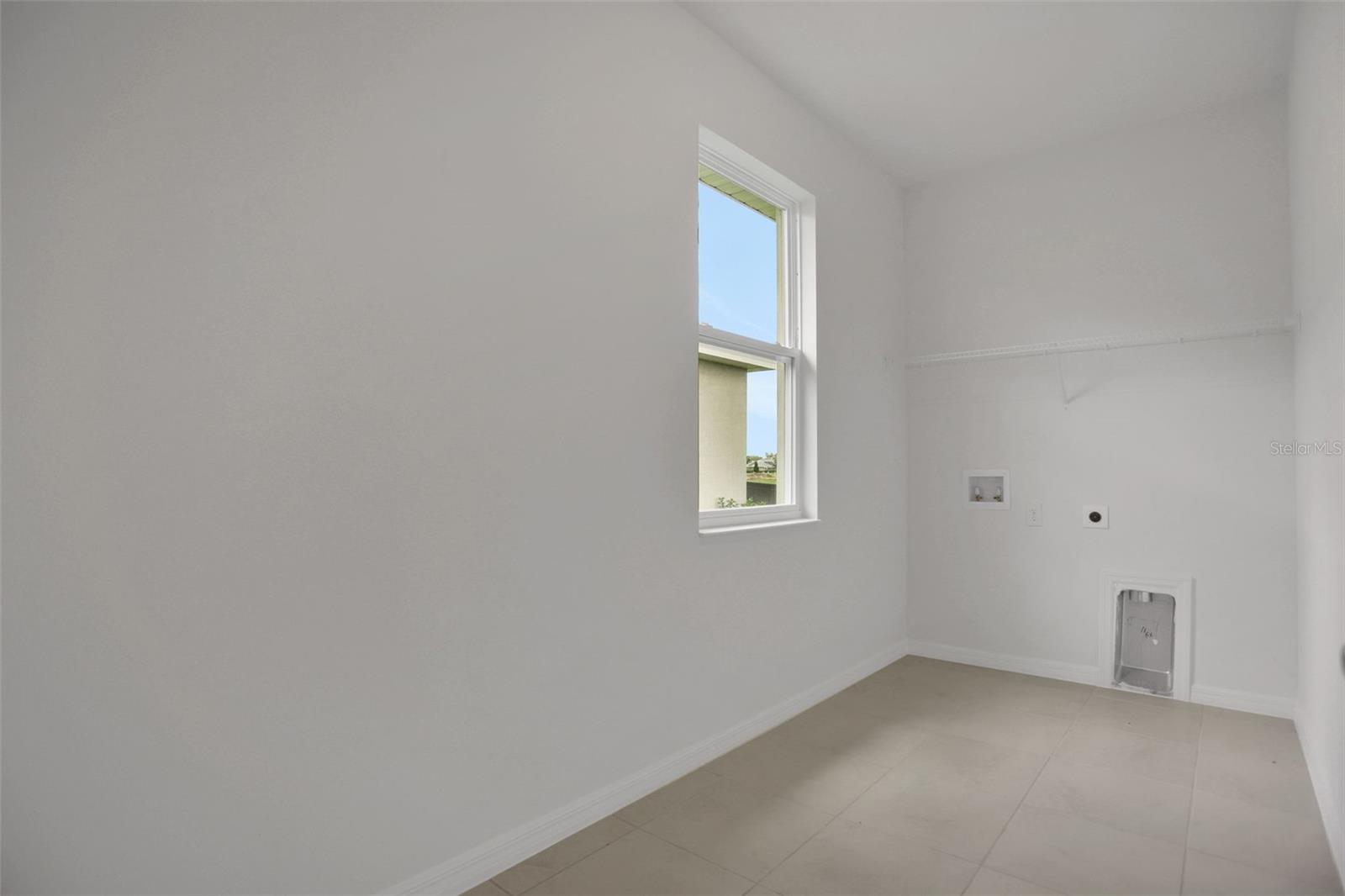 7405 SEA MANATEE ST — photo 37