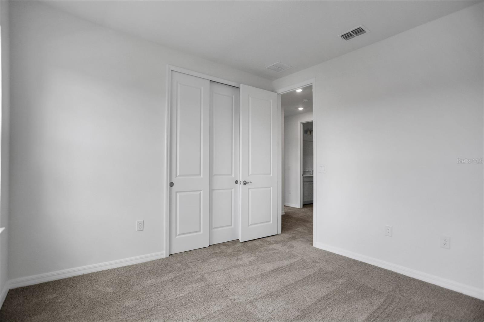 7405 SEA MANATEE ST — photo 2