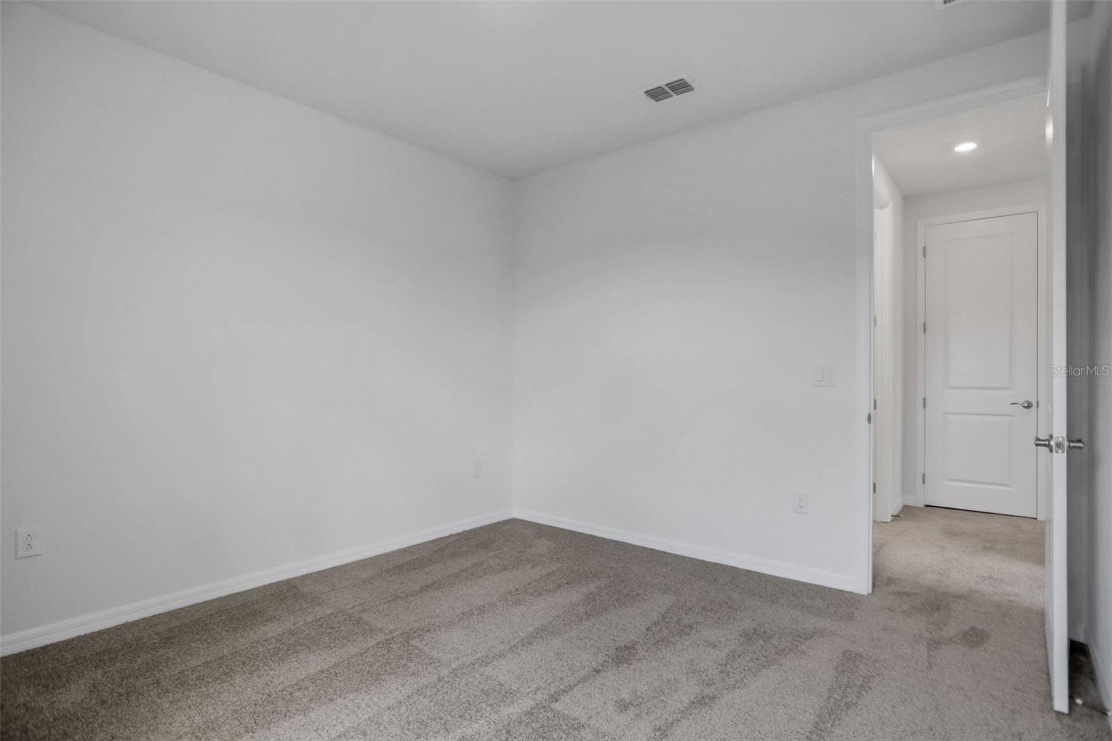 7405 SEA MANATEE ST — photo 8