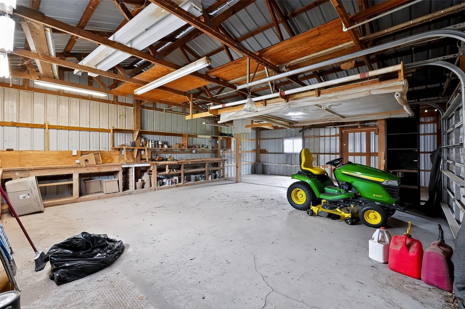 7105 OTTO RD — photo 47