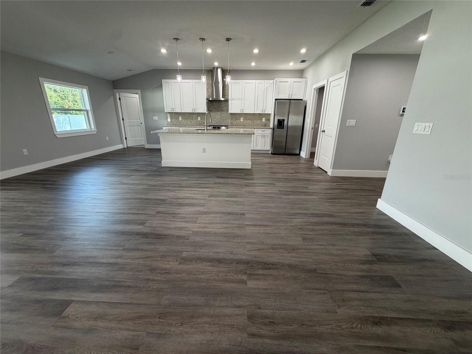 11734 ORANGE CT — photo 3