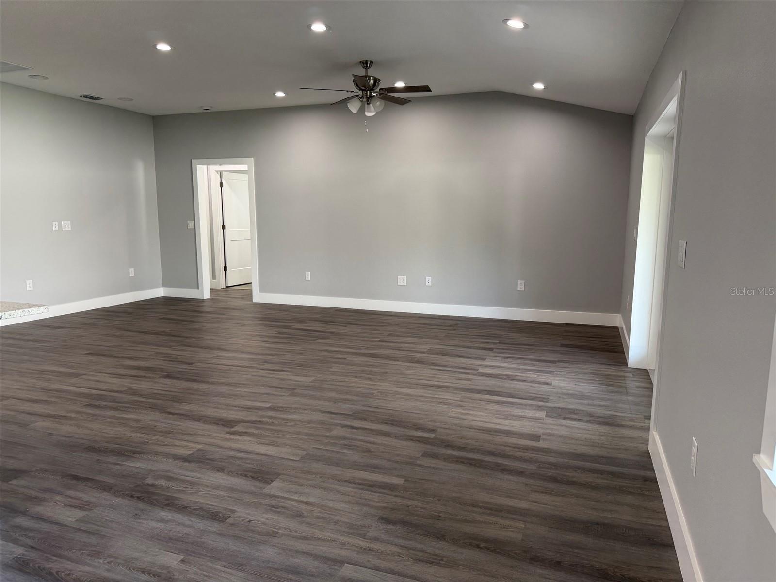 11734 ORANGE CT — photo 5