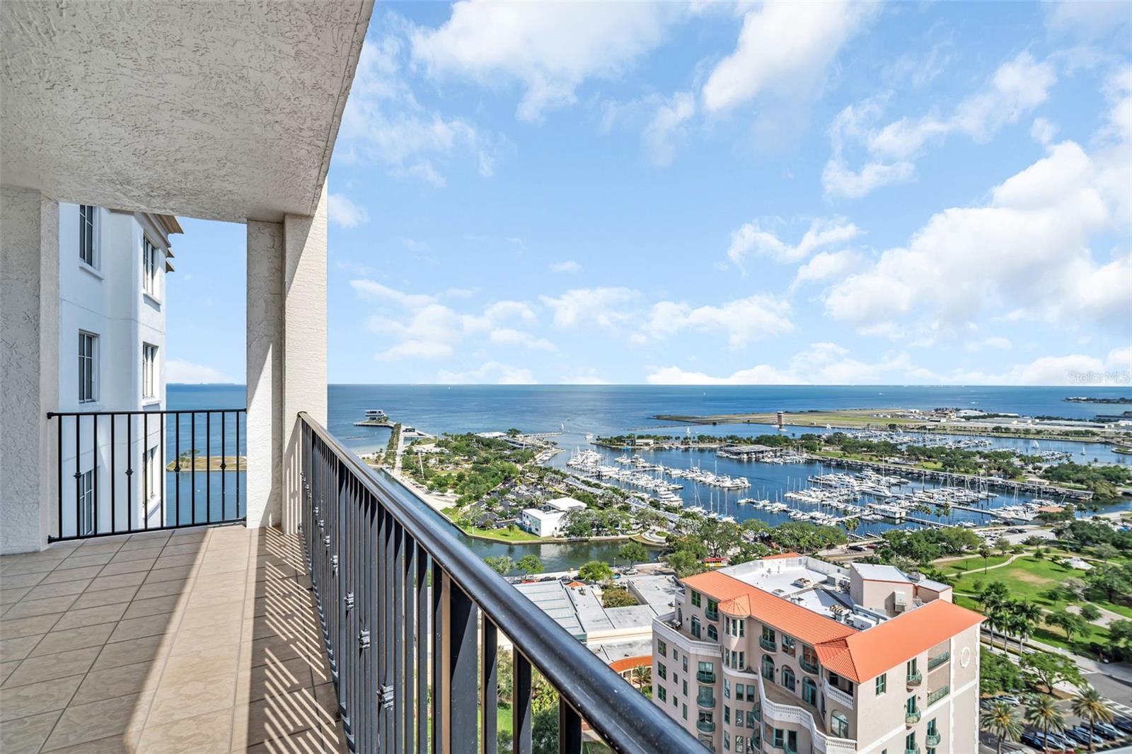 300 BEACH DR NE #2604 — photo 27