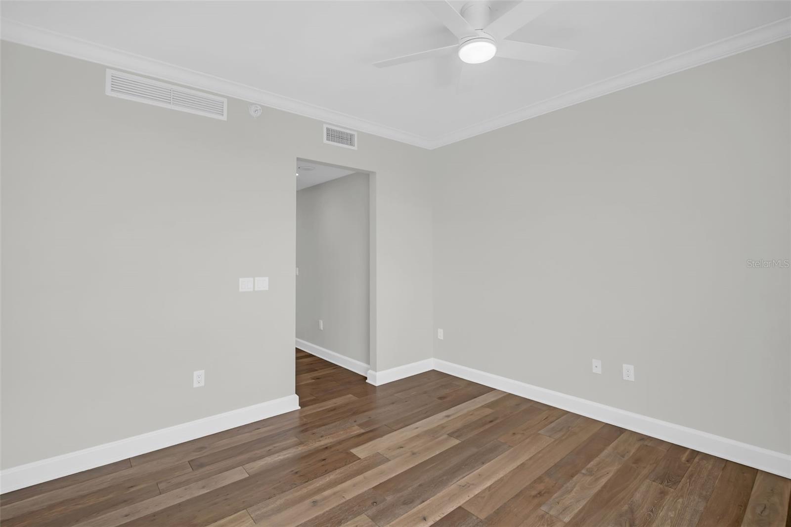 300 BEACH DR NE #2604 — photo 42