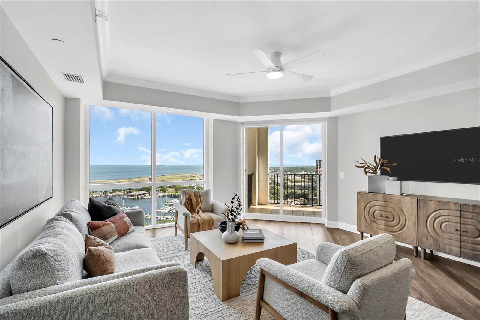 300 BEACH DR NE #2604 — photo 2