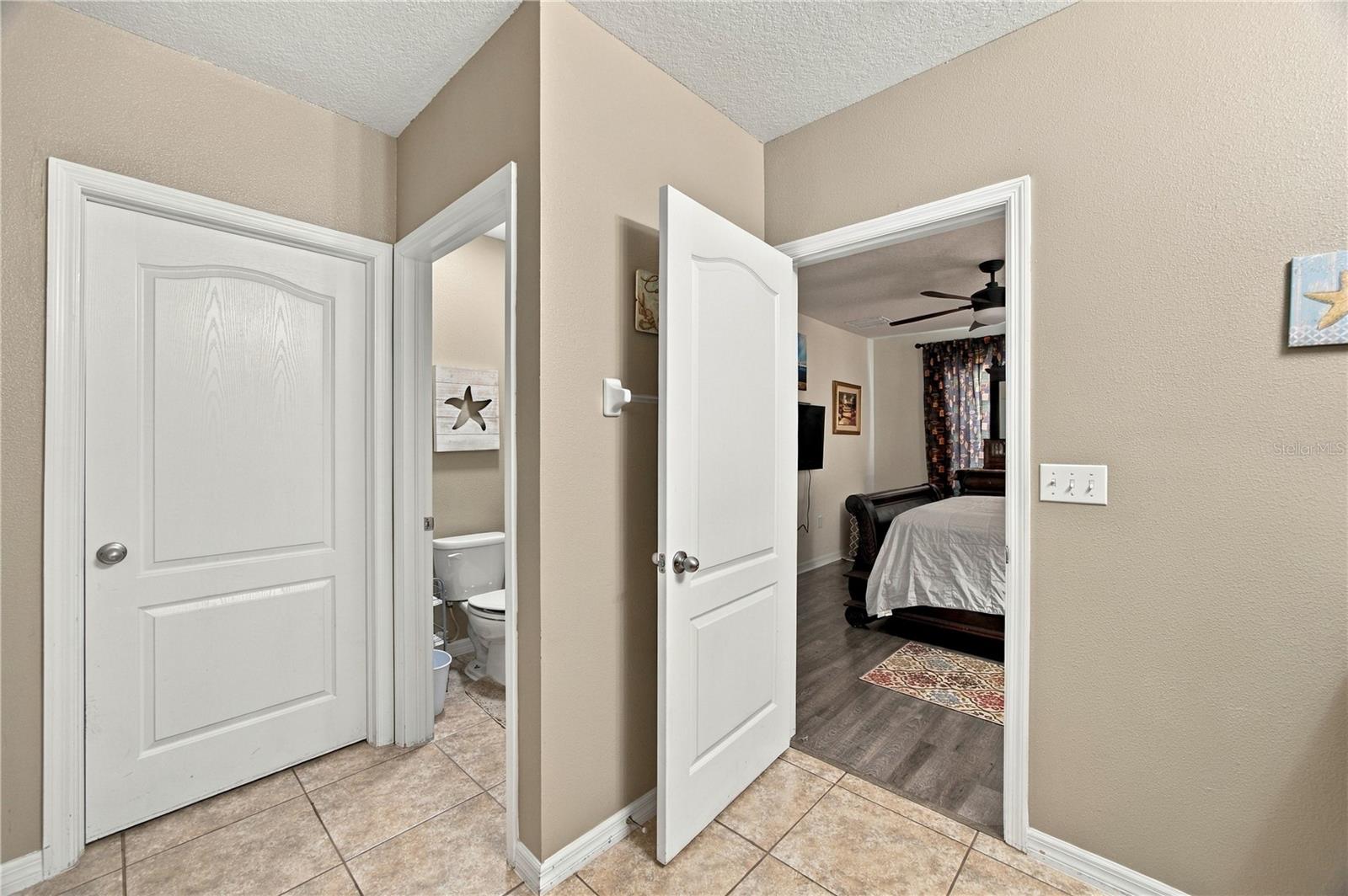 3838 CRYSTAL DEW ST — photo 13