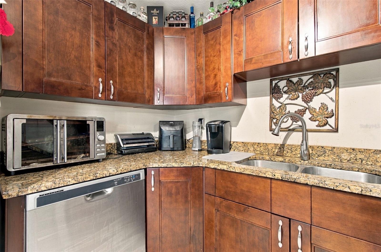 12408 N BOULEVARD — photo 13