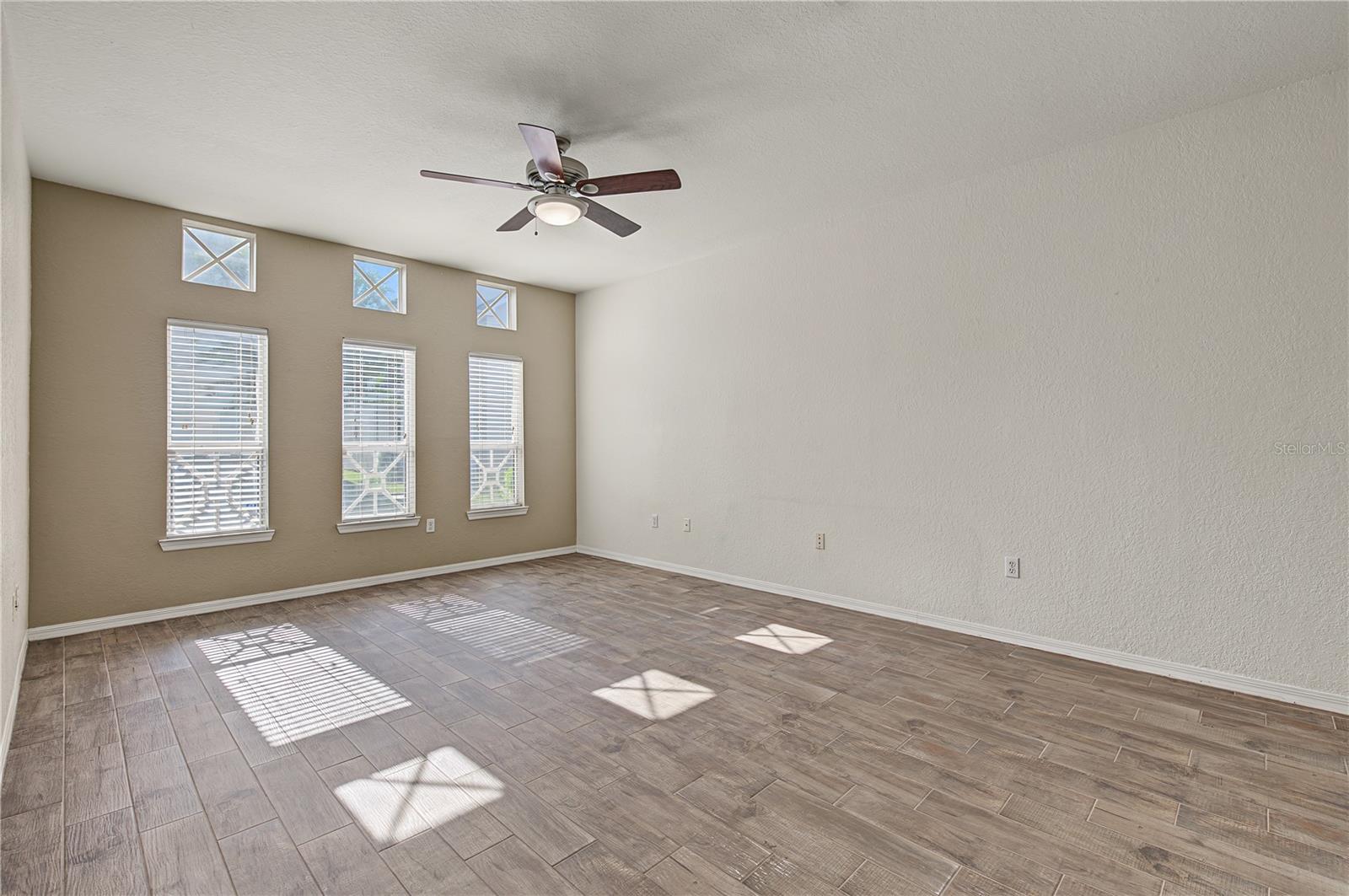 4006 CARROLLWOOD PALM CT — photo 10