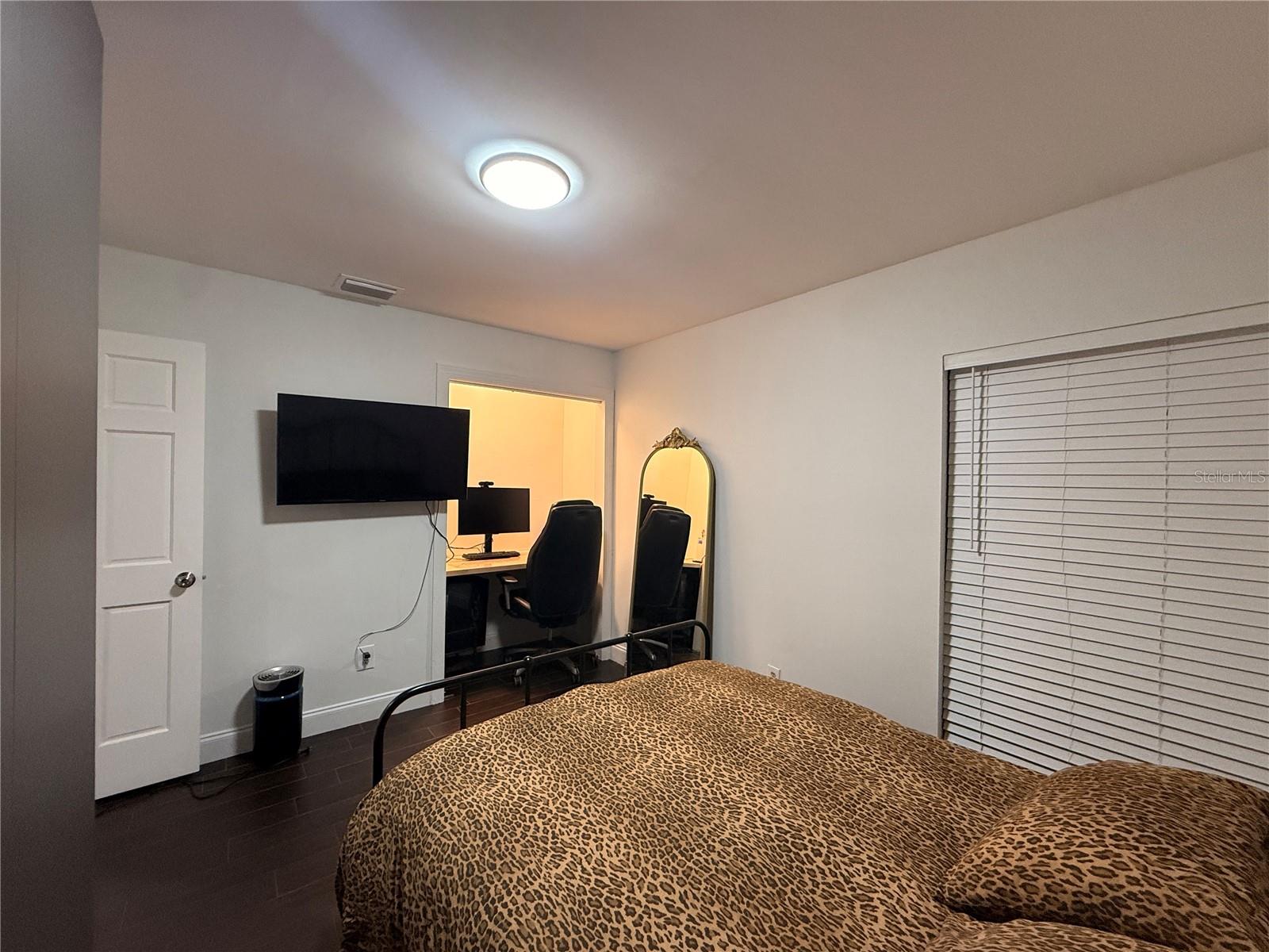 4717 DEERWALK AVE — photo 34