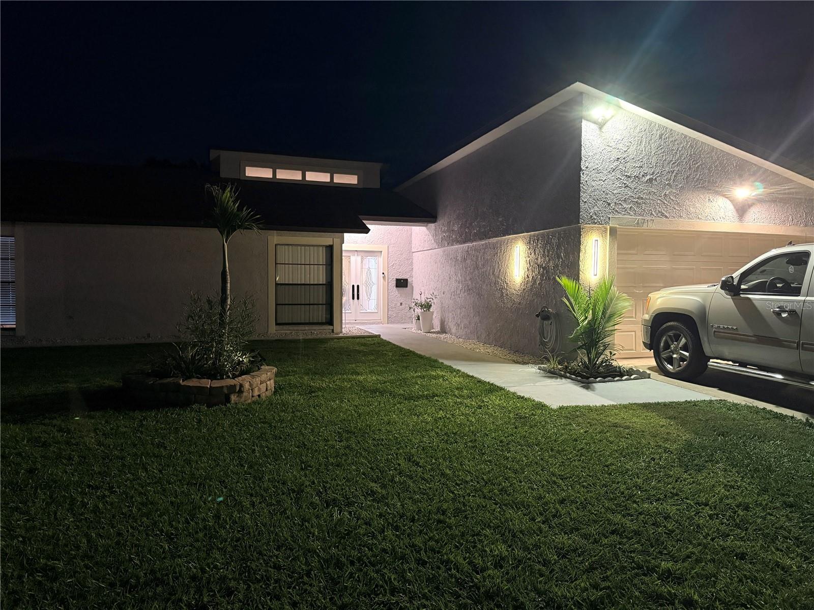 4717 DEERWALK AVE — photo 2