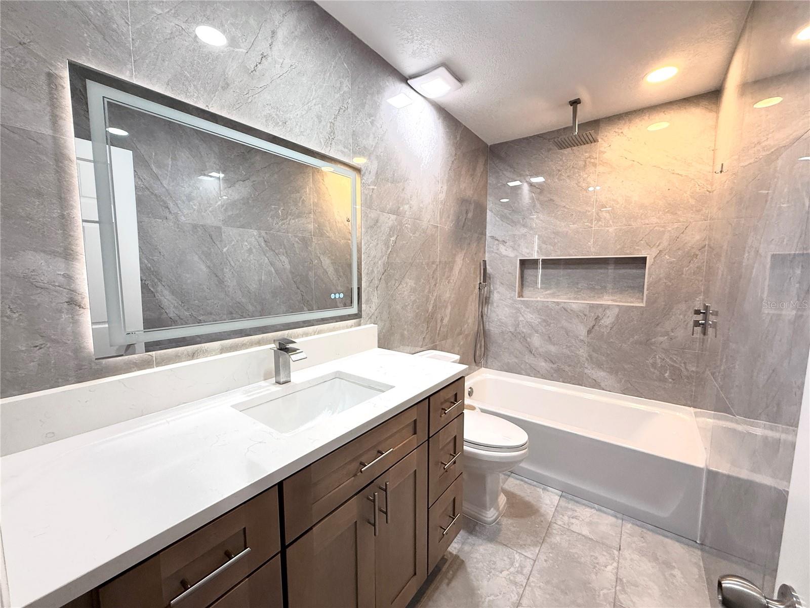 4717 DEERWALK AVE — photo 9