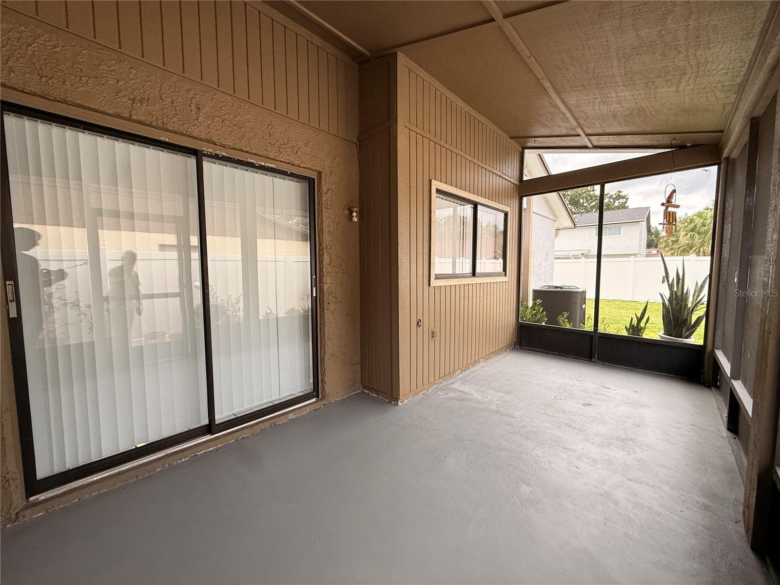 4717 DEERWALK AVE — photo 40