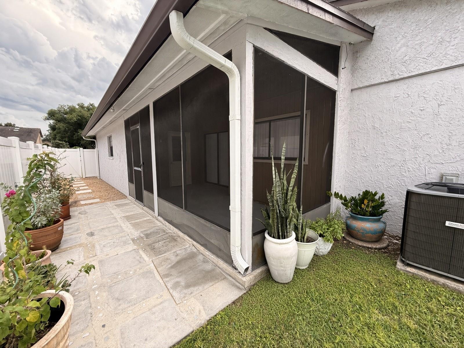 4717 DEERWALK AVE — photo 27